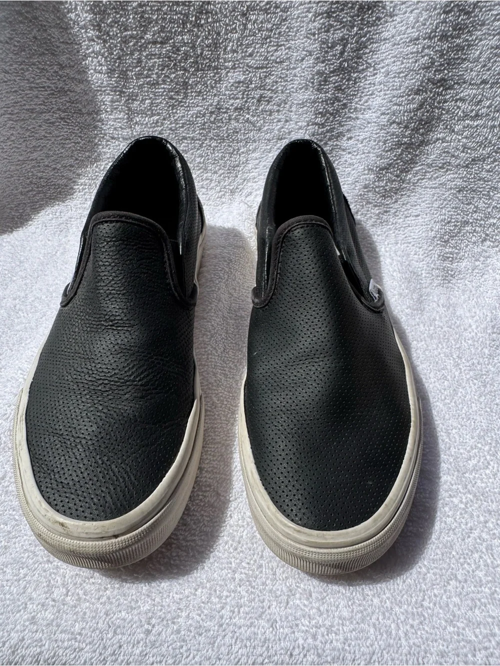 Vans Classic Slip-On Black Perforated Leather Shoes Women’s 7 Men’s 5.5